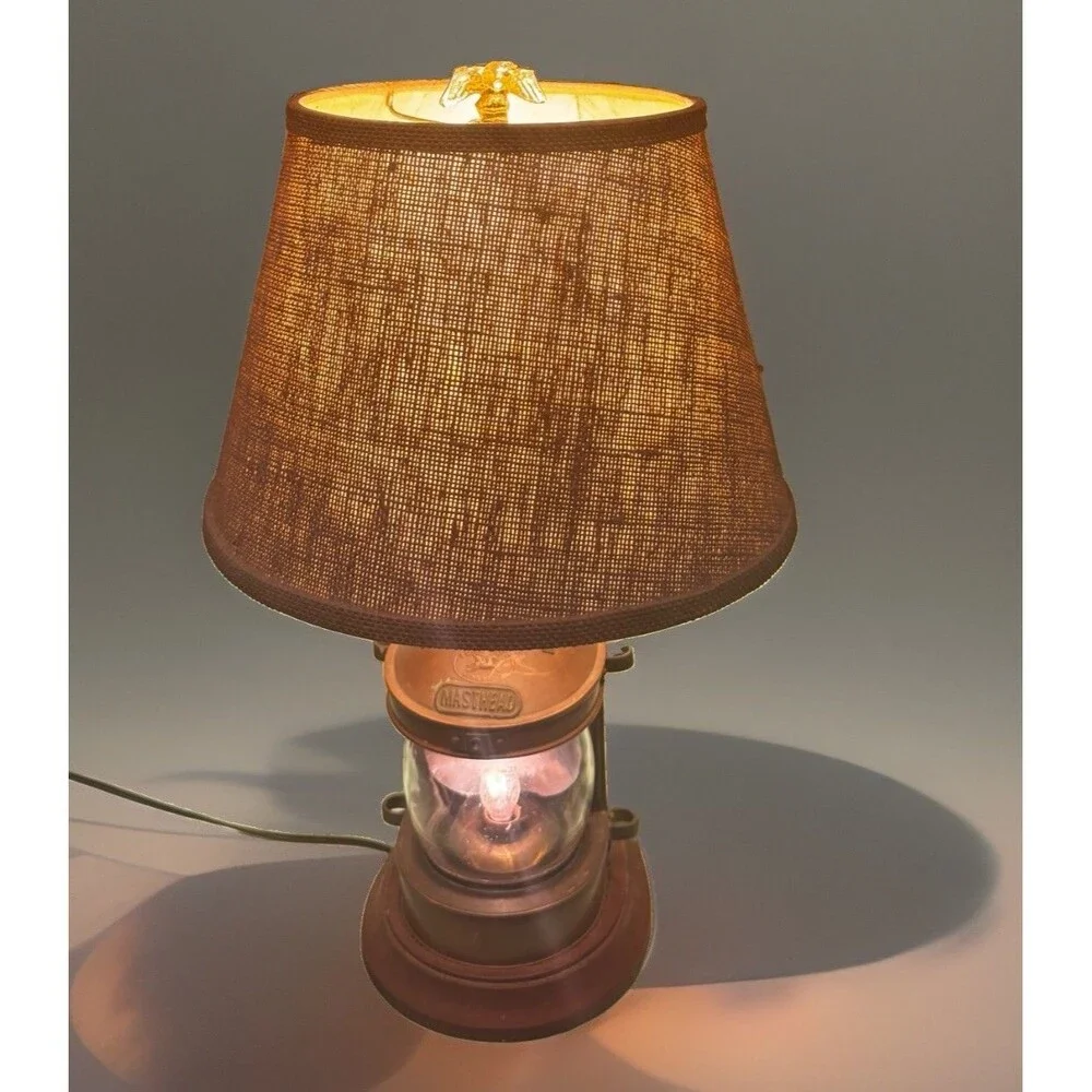 Vintage Tung Woo Hong Kong Copper /Brass Masthead Ship Lantern Table Lamp